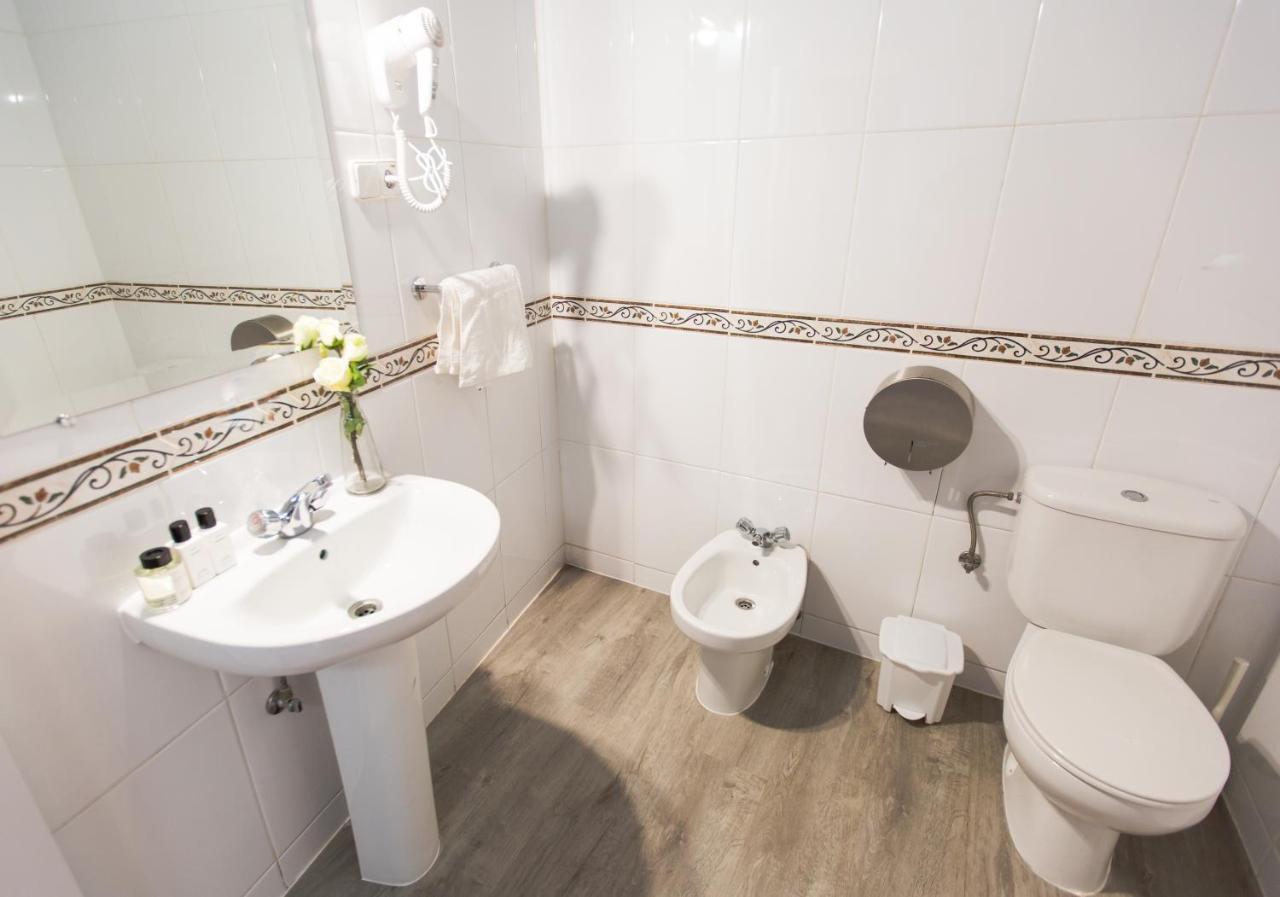 Petite Chambre Double avec Salle de Bains Commune