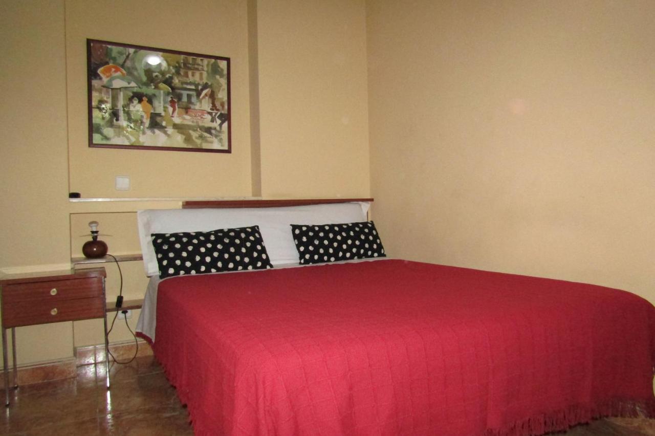 Chambre Double avec Toilettes Communes et Douche et Lavabo Privés