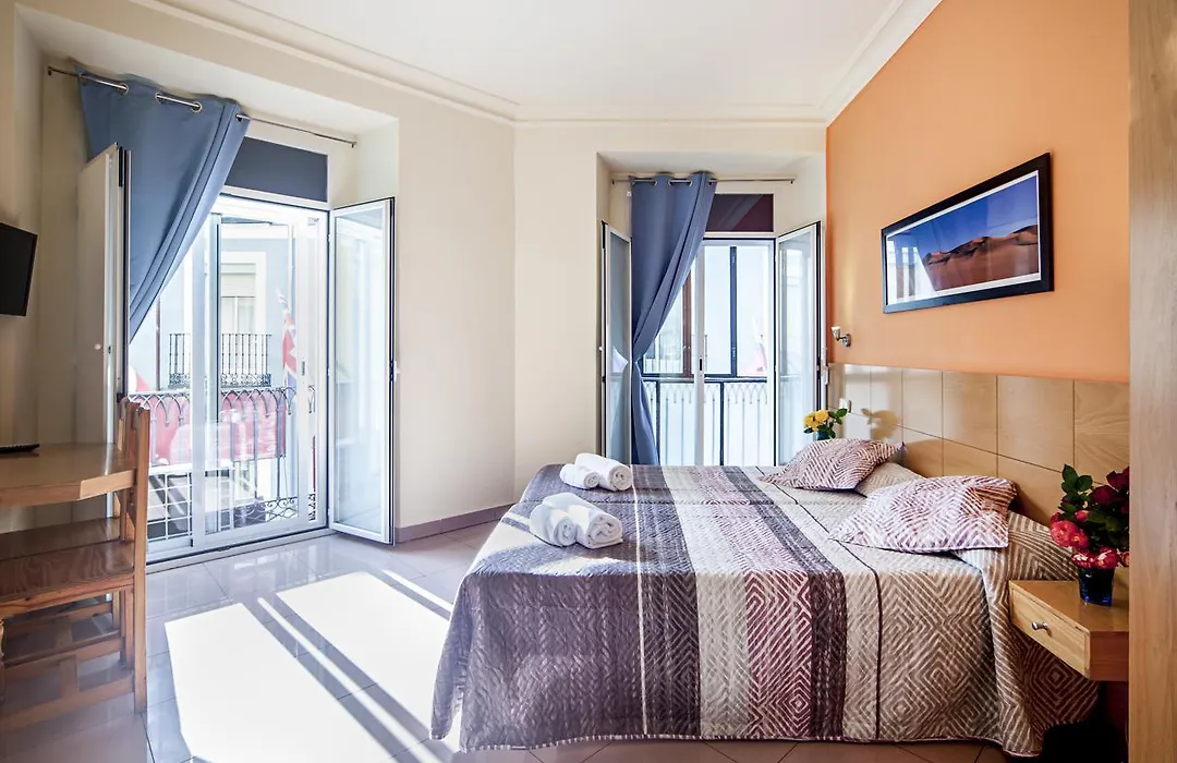 Hostal Inter Puerta Del Sol Auto Check In-1