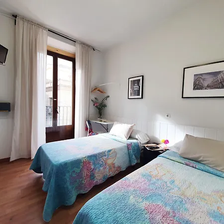 Hostal Alicante-2