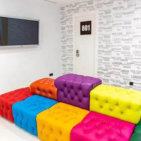 Hostal Gran Via 44-3
