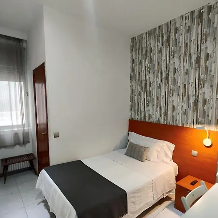 Hostal Cervantes-3
